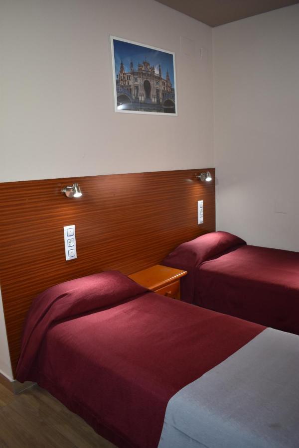 Hostal Alamare Sevilla Exterior foto