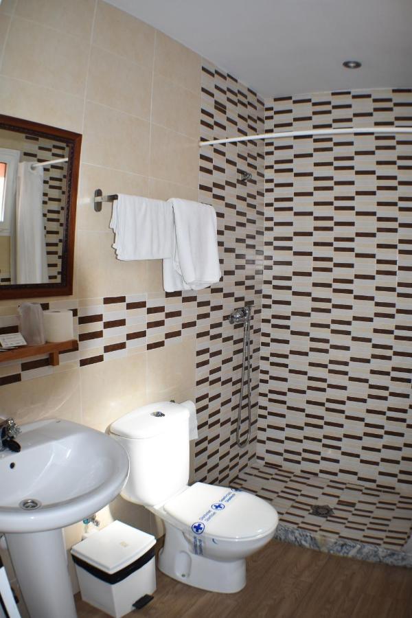 Hostal Alamare Sevilla Exterior foto