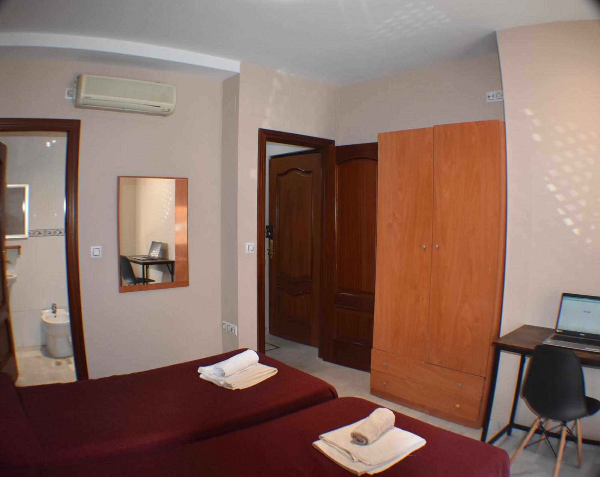 Hostal Alamare Sevilla Exterior foto