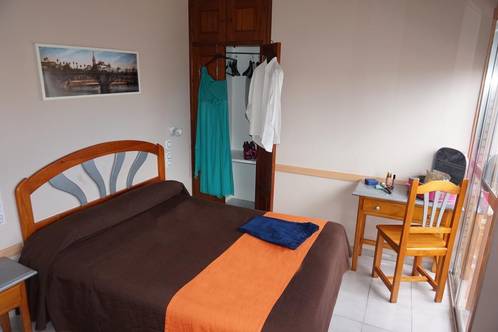Hostal Alamare Sevilla Exterior foto